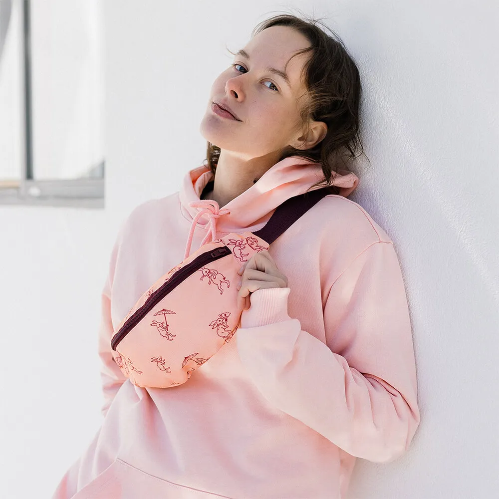 Сумка на пояс Friend Function Беспокойные зайцы светло-розовая - фото 3