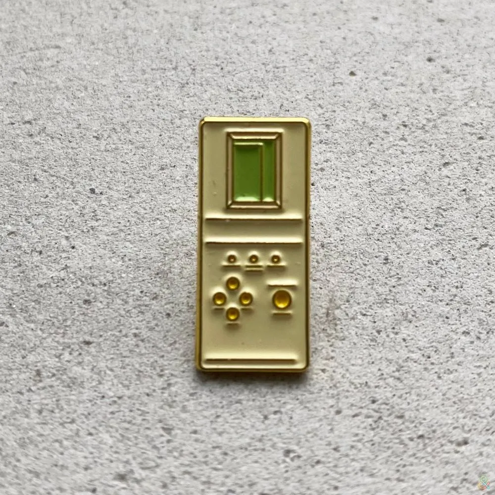 Значки Heart of Moscow 90-е и Авангард - фото 4