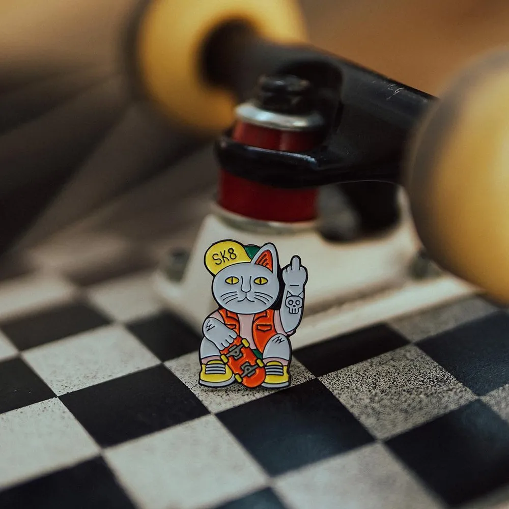 Значок Barking store Андеграунд манэки-нэко (SK8) - фото 2