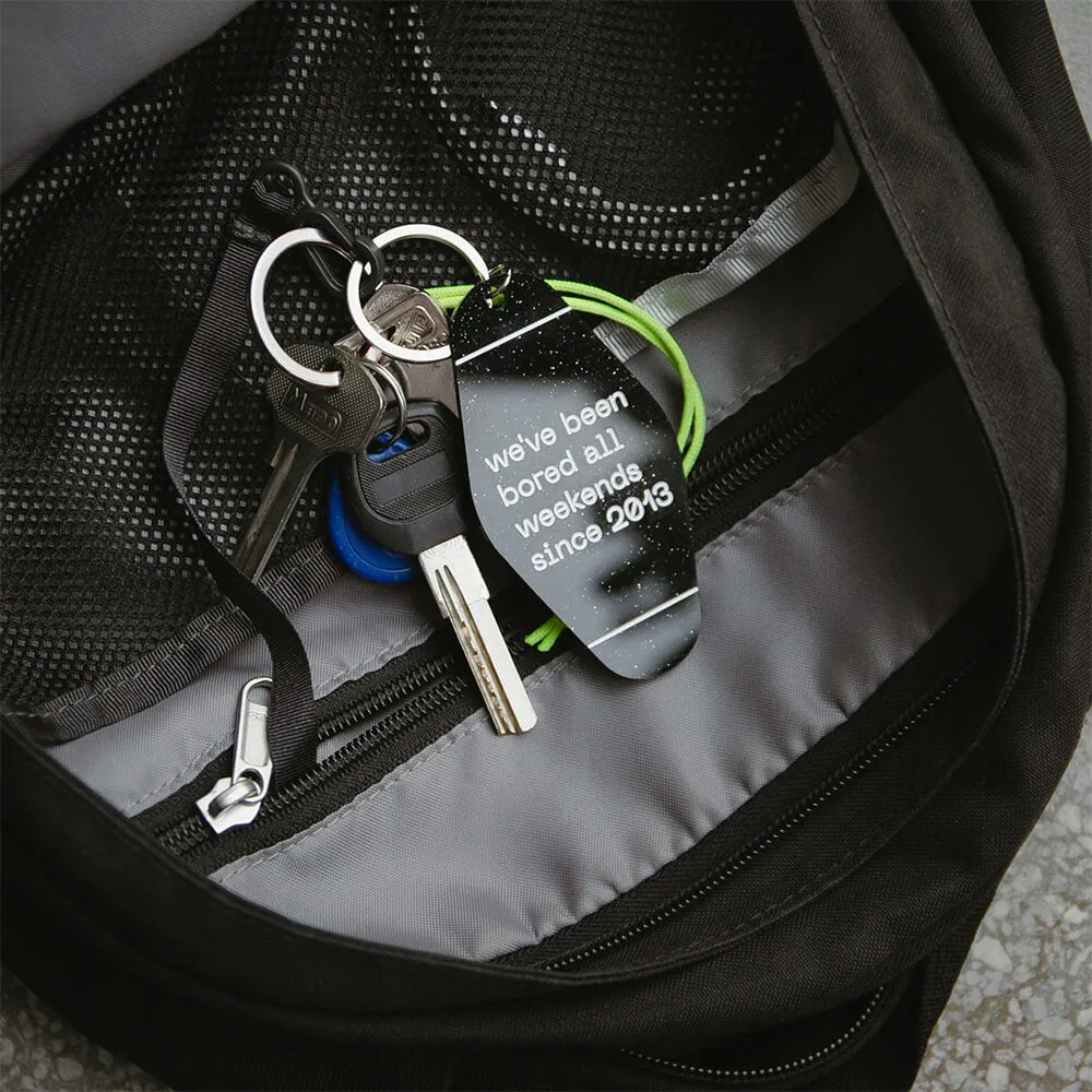 Брелок на ключи Friend Function Boring Weekend Lovers' Club - фото 3