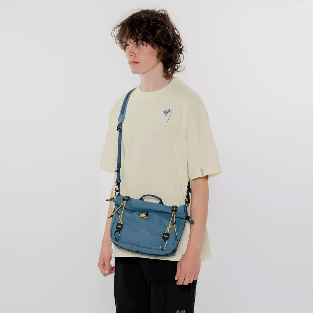 Кроссбоди сумка ELLIKER Nidder Roll Top 6L Steel Blue - фото 2