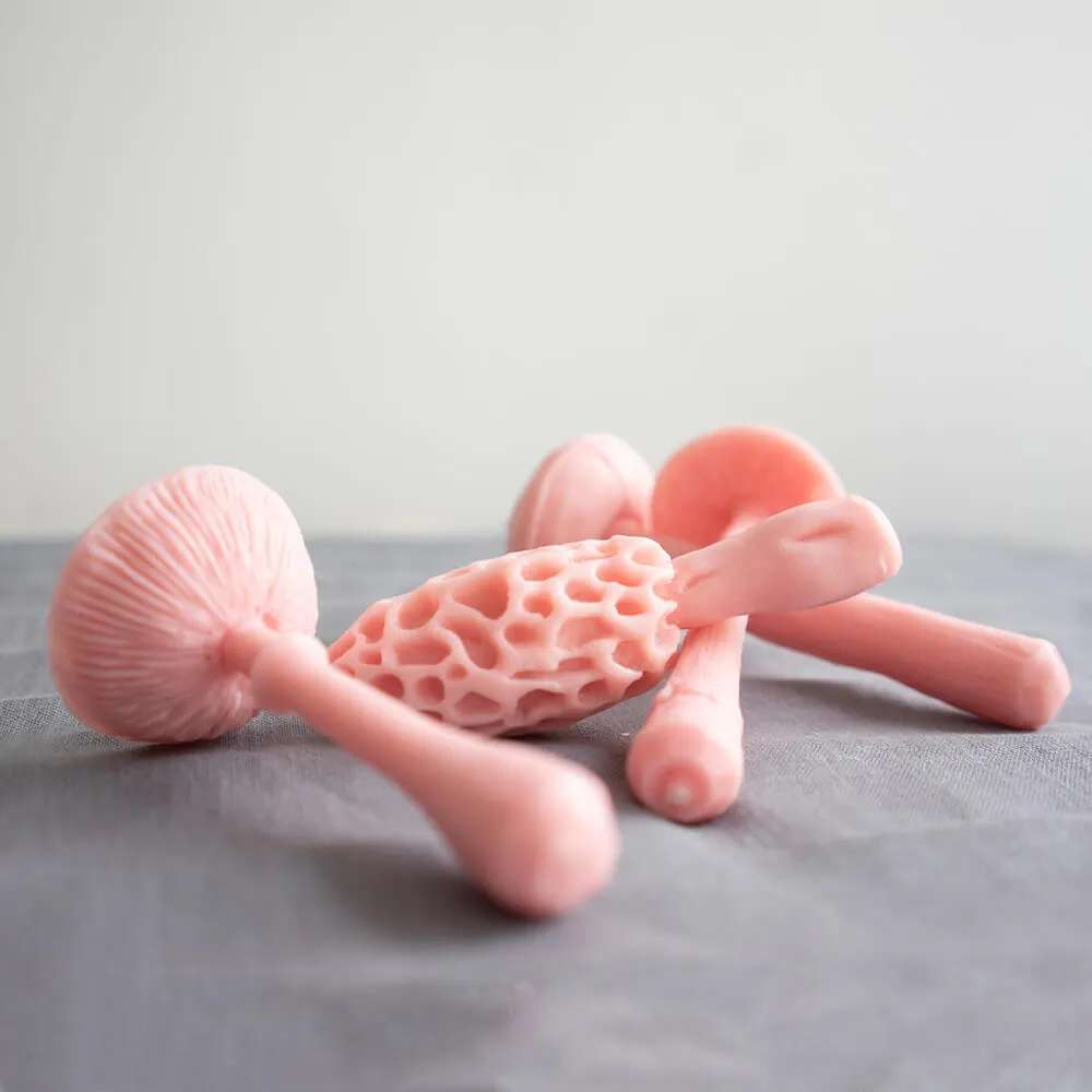 Ароматическая свеча Unification Love Гриб шляпкой вниз нежно-розовый - фото 4