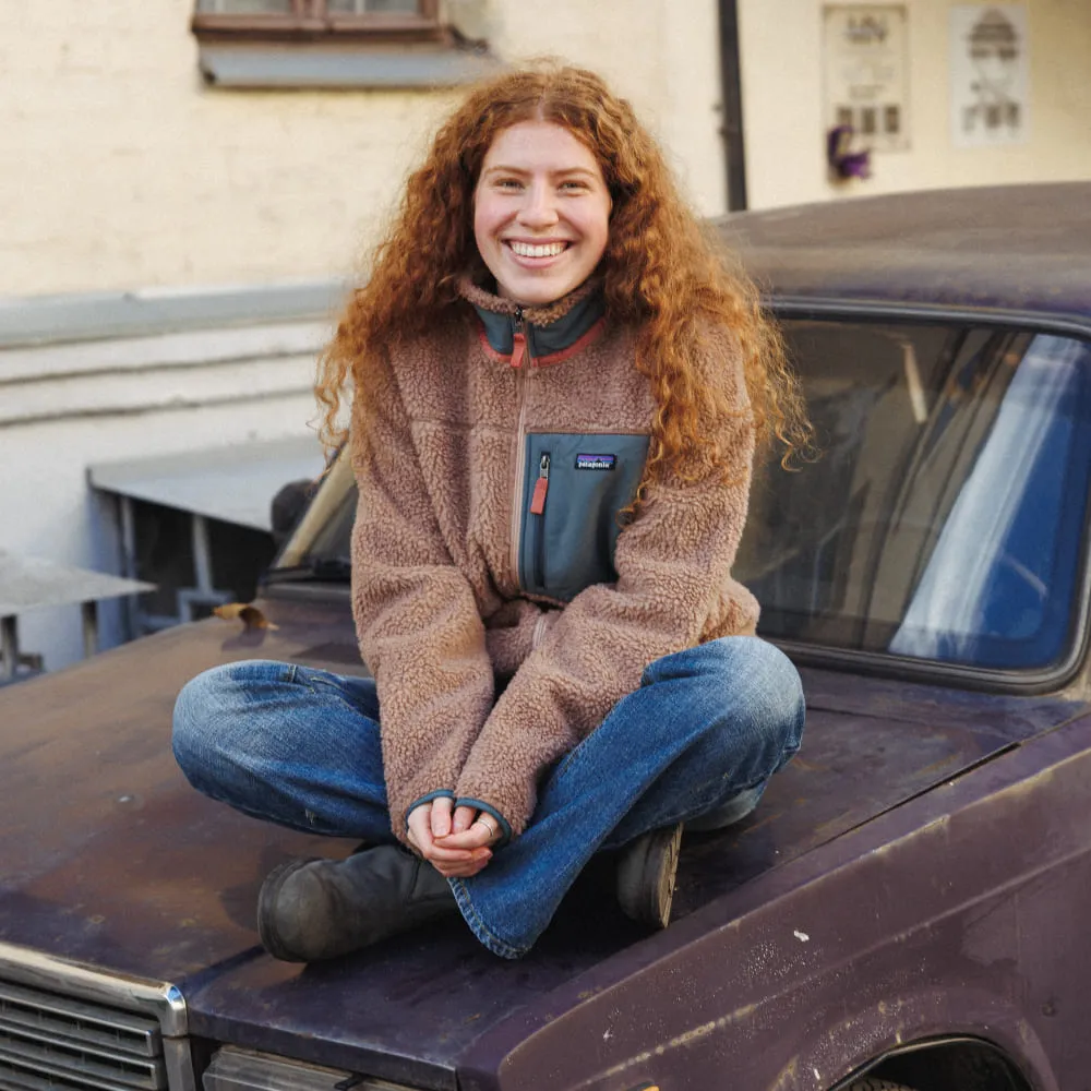 Флиска Patagonia женская Classic Retro-X Fleece Jacket pampas tan - nouveau green - фото 9