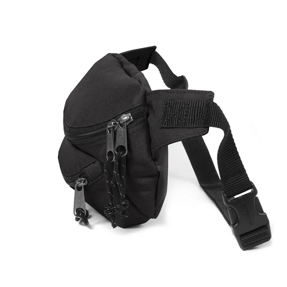 Сумка на пояс EASTPAK Doggy Bag Black - фото 8