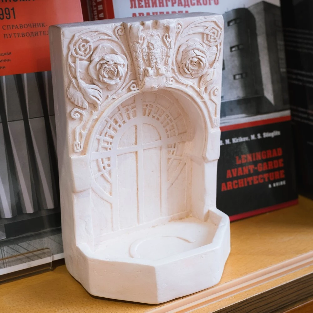 Подсвечник Urban Context - Окно доходного дома Бадаева - фото 2