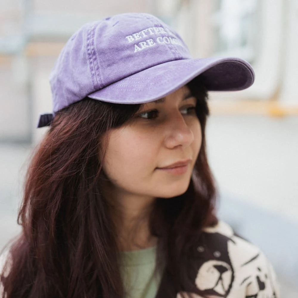 Кепка Friend Function Better days are coming фиолетовая со светонакопительной нитью - фото 5