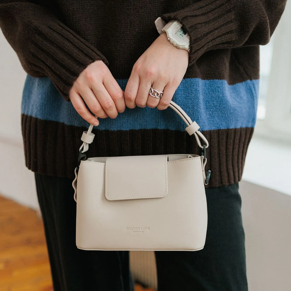 Кроссбоди сумка Gaston Luga Splashini Cloud Cream - фото 1