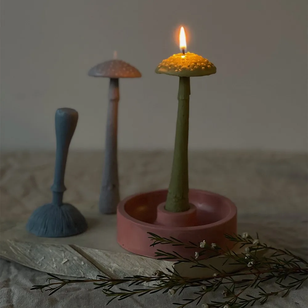 Ароматическая свеча Unification Love Гриб шляпкой вверх сизый - фото 6