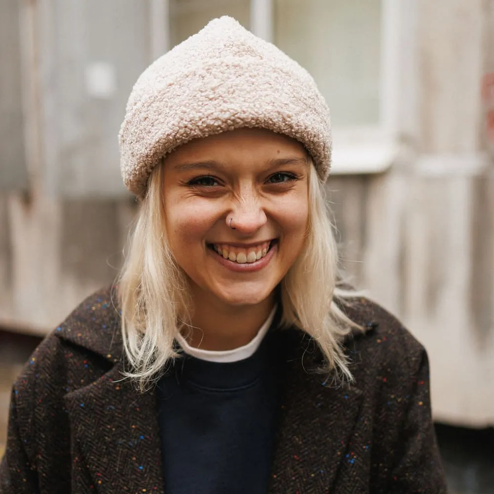 Барашковая шапка тюбетейкового типа Friend Function бежевая - фото 3