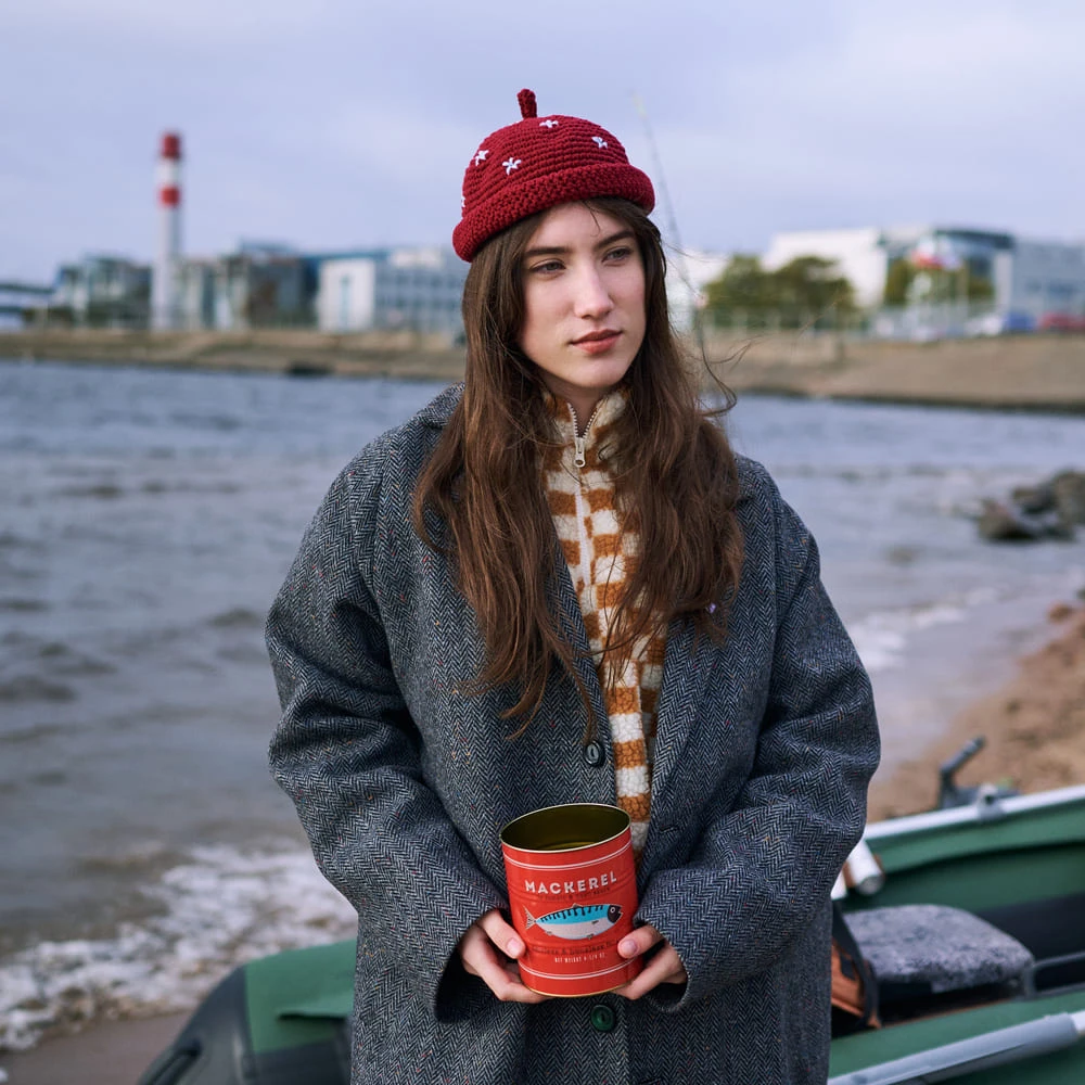 Шапка-докер Friend Function бордовая в цветочек - фото 5