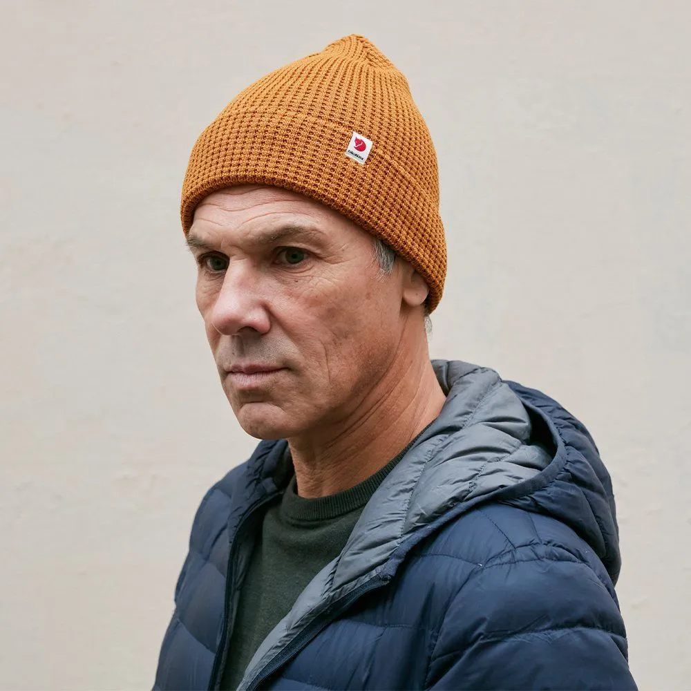 Шапка Fjallraven Tab Hat Acorn (166) - фото 1