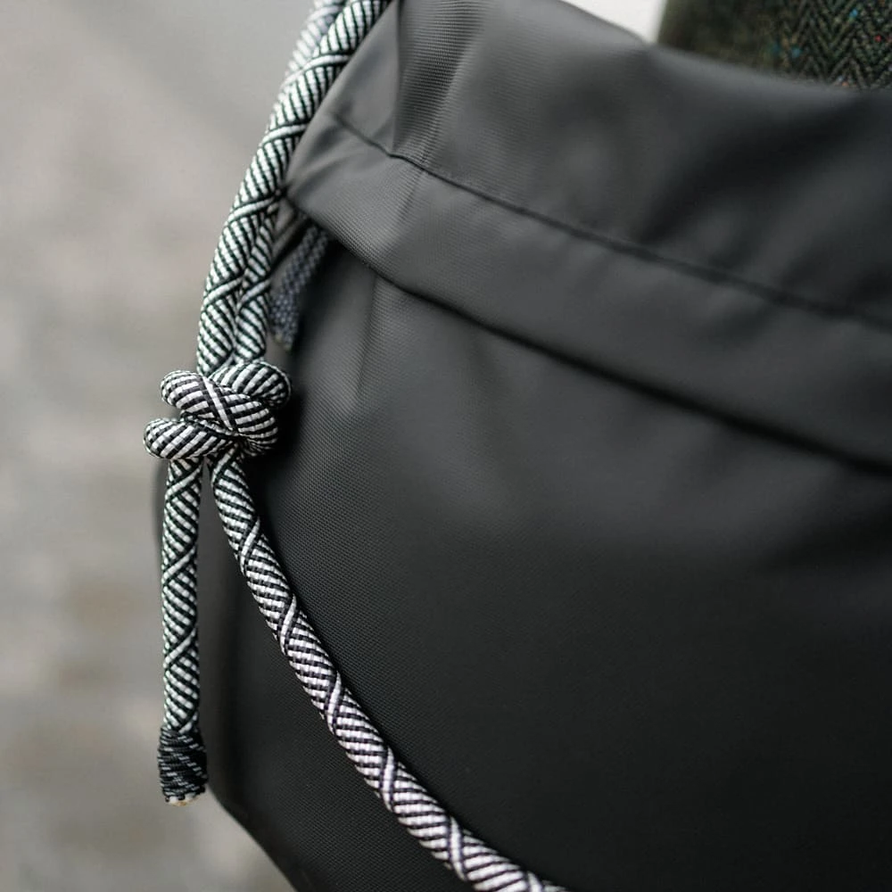 Сумка Friend Function ИЗИ черная прорезиненная - фото 10