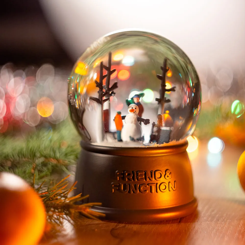 Снежный шар Friend Function Новогодний двор - фото 5