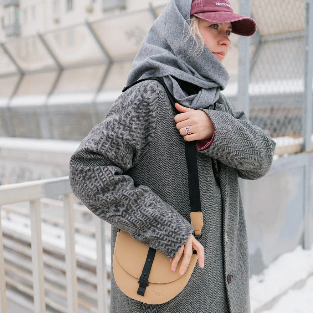 Кроссбоди сумка Gaston Luga Splash Moon Latte - фото 12