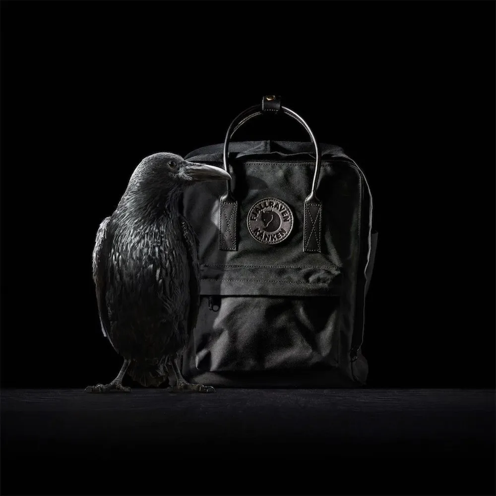 Рюкзак Fjallraven Kanken No2 ALL BLACK Laptop 15 - фото 6