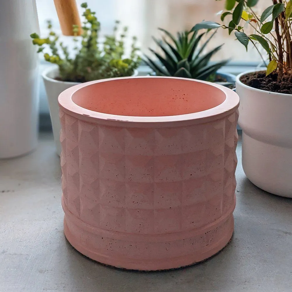 Бетонное кашпо в виде забора ПО-2 розовое - фото 5