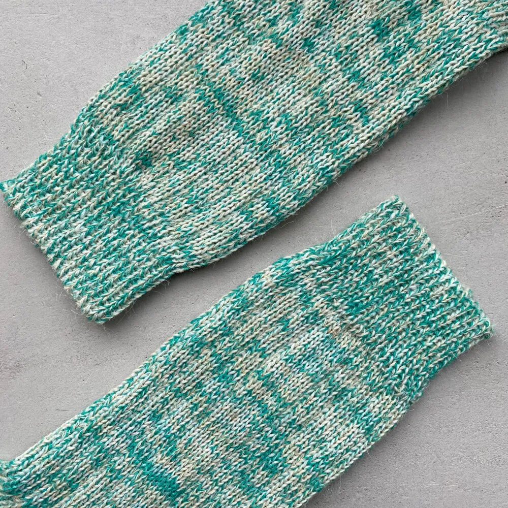 Шерстяные носки Friend Function светло-зелёные - фото 7