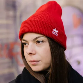 Шапка Kusto One красная с вышивкой