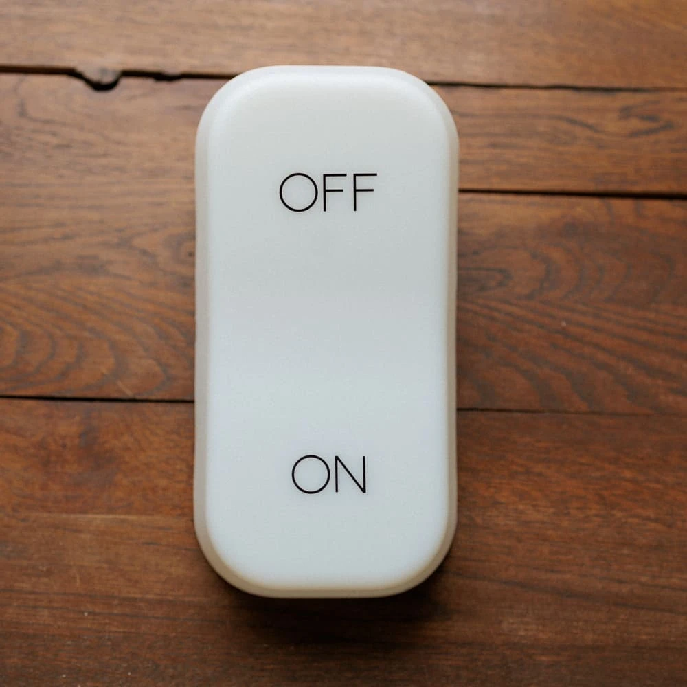 Ночник в виде выключателя on-off (теплый свет) - фото 5