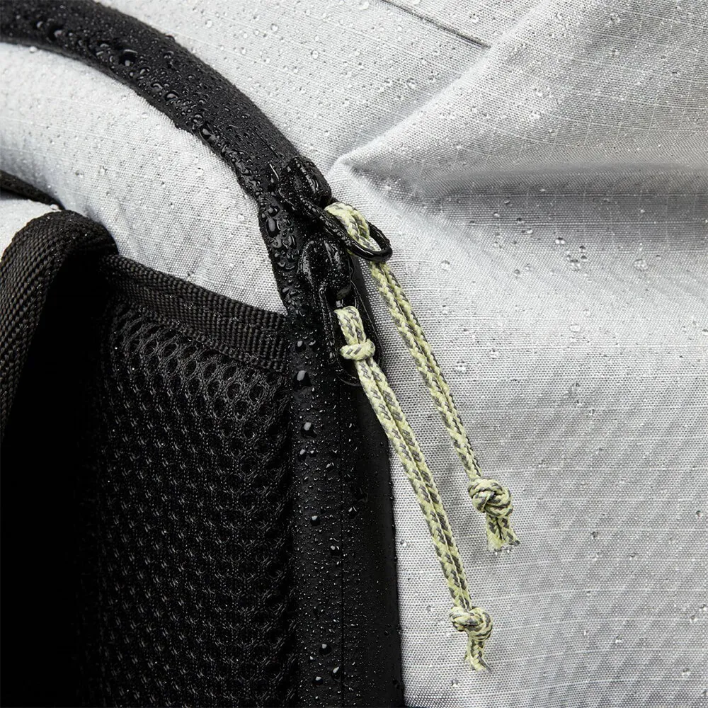 Рюкзак Aevor Trip Pack Proof Frost - фото 8