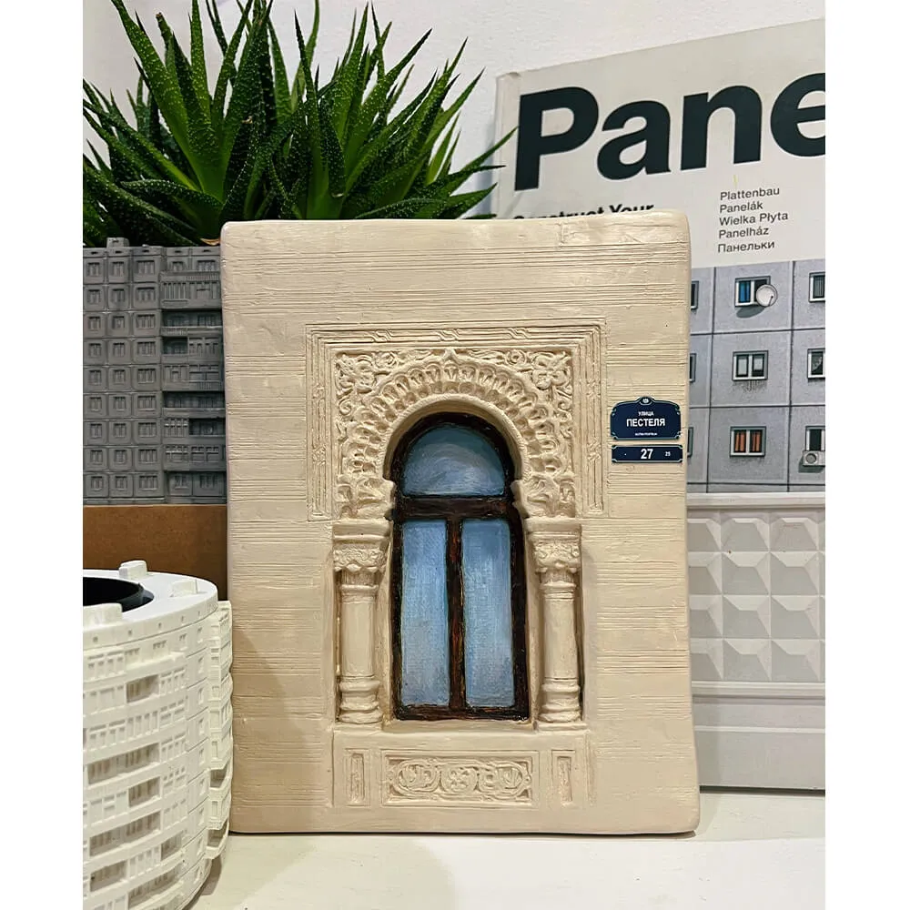 Гипсовое панно Urban Context - Окно дома Бродского - фото 3