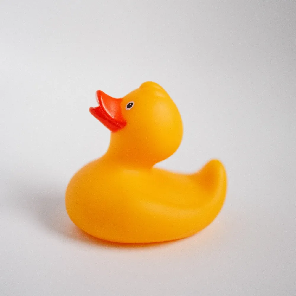 Утка резиновая жёлтая первый сорт - фото 2