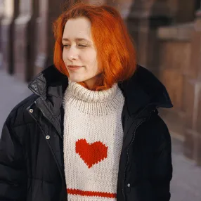 Манишка Мурмуризм белая с сердечком