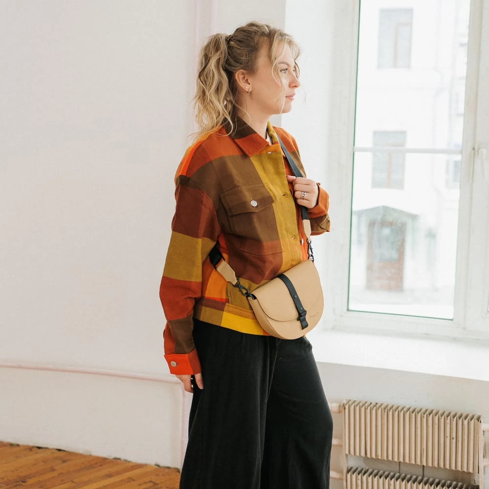 Кроссбоди сумка Gaston Luga Splash Moon Latte - фото 7