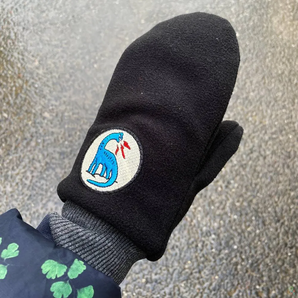 Варежки флисовые с патчами Nikita Gruzovik (разные цвета) - фото 4