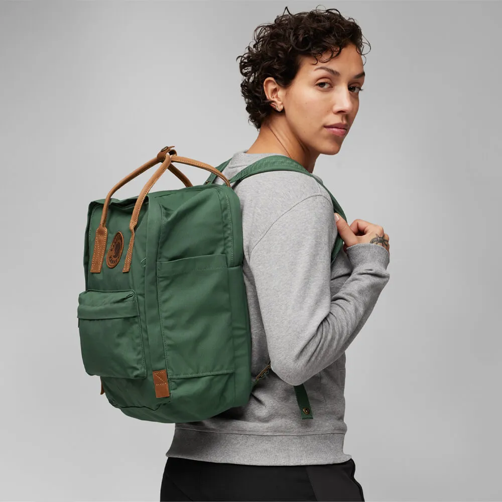 Рюкзак Fjallraven Kanken No2 Laptop 15 Deep Patina (679) - фото 6