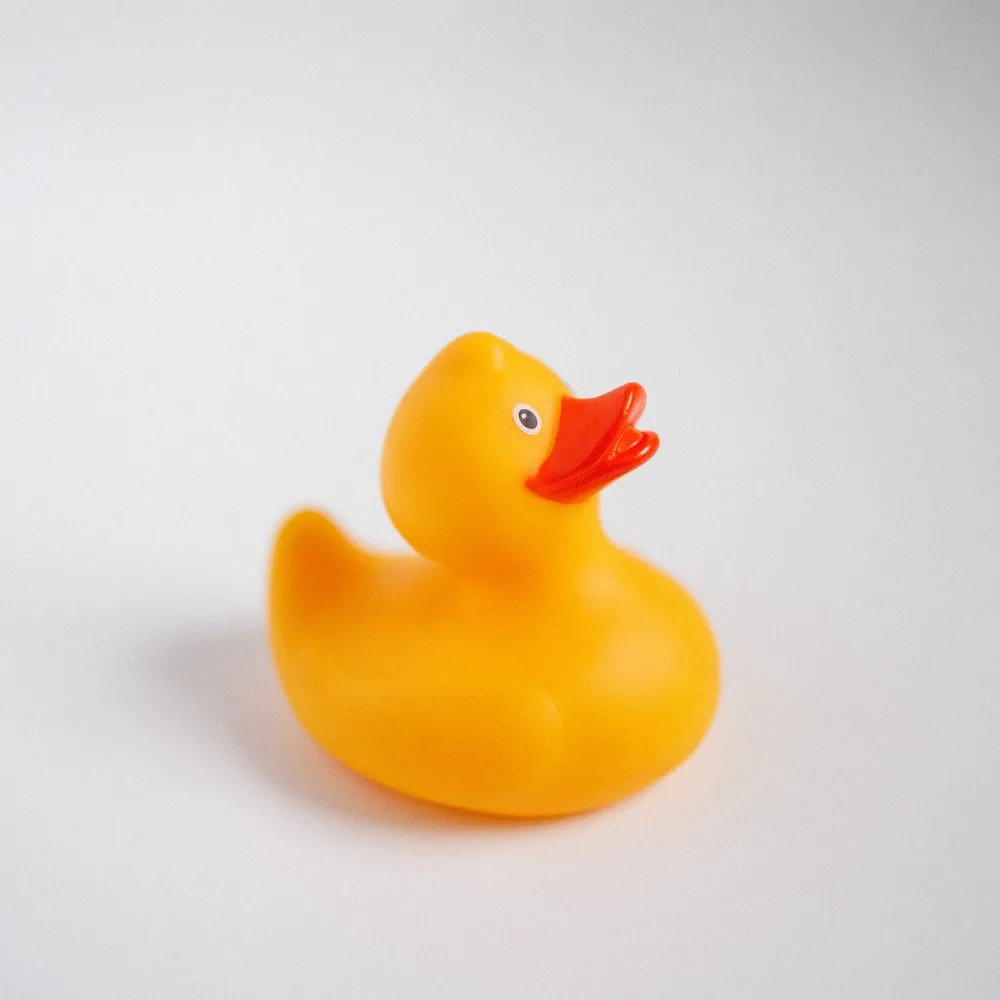 Утка резиновая жёлтая первый сорт - фото 4