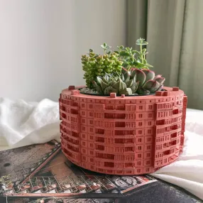 Бетонное кашпо в виде панельки кирпичное