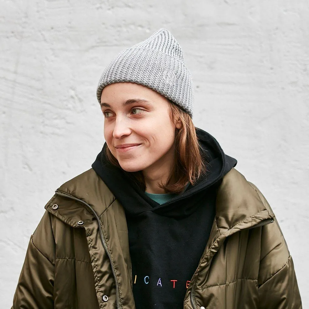 Шапка SHU серая - фото 3