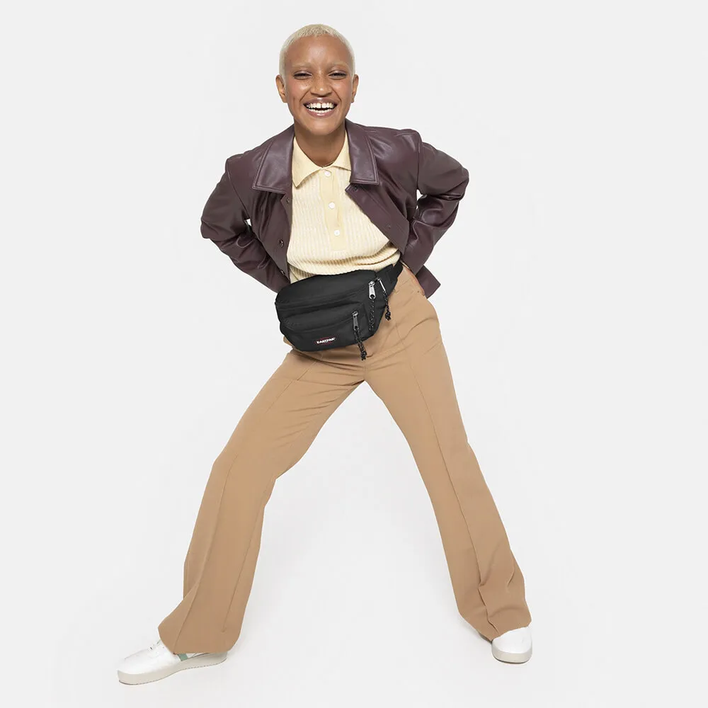 Сумка на пояс EASTPAK Doggy Bag Black - фото 7