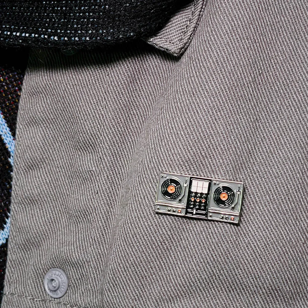 Значок Friend Function Диджейский пульт - фото 2