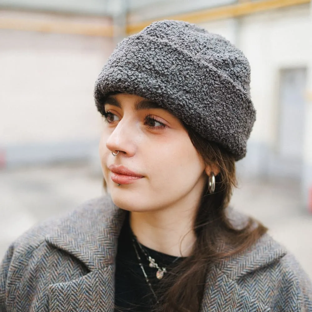 Барашковая шапка тюбетейкового типа Friend Function графитовая - фото 2