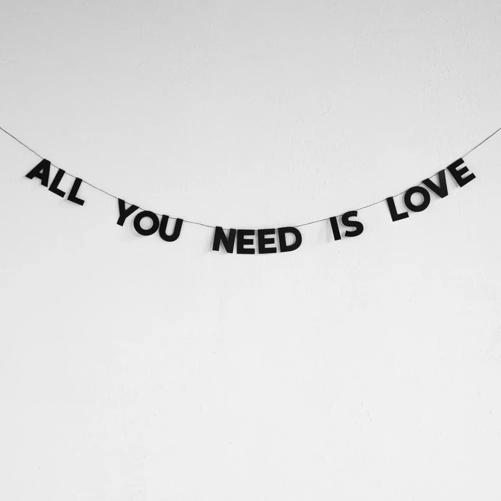 Гирлянда Так себе праздник (разные фразы) - фото 14