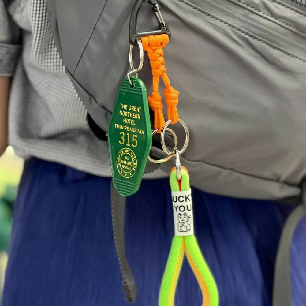 Треугольный карабин ACK ITEMS (разные цвета) - фото 11