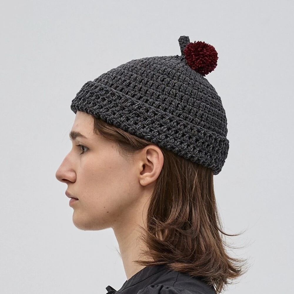 Шапка CHECK YA HEAD серая с помпоном 26222/10 - фото 2