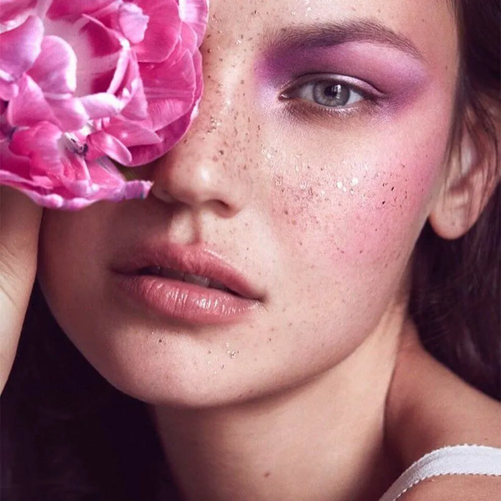 Временная татуировка - веснушки Fake Freckles: Natural, Gold - фото 3