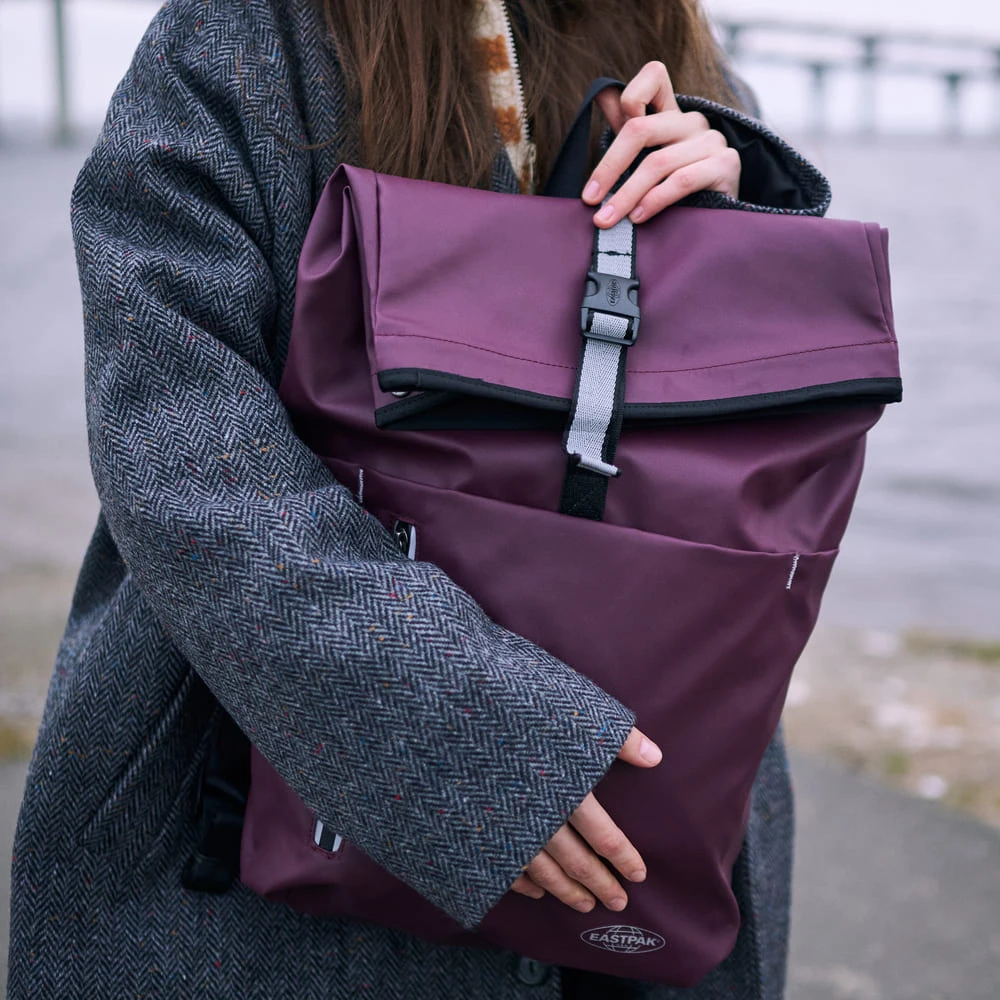 Рюкзак EASTPAK Up Roll Tarp ReflectFig - фото 6