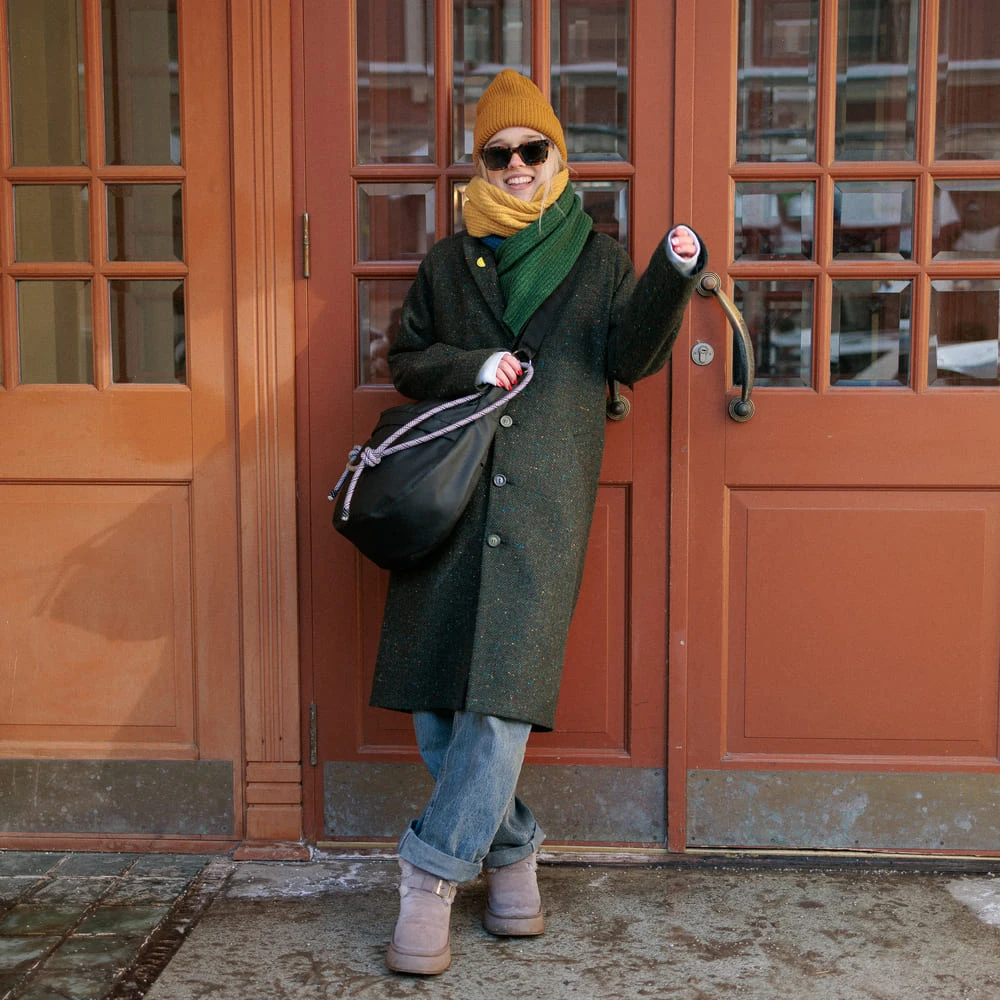 Сумка Friend Function ИЗИ черная прорезиненная - фото 4