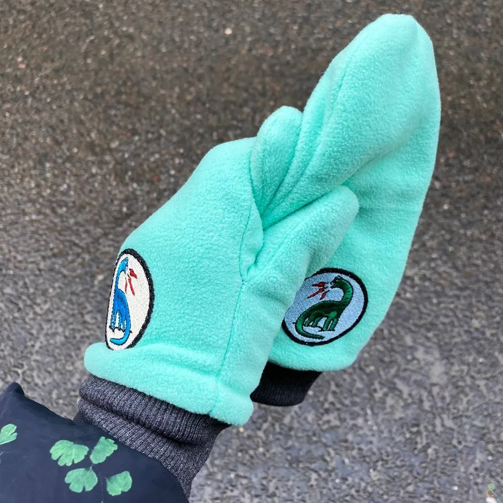 Варежки флисовые с патчами Nikita Gruzovik (разные цвета) - фото 3