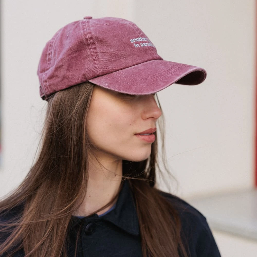 Кепка Friend Function another day in paradise вишневая с серебряной нитью - фото 4