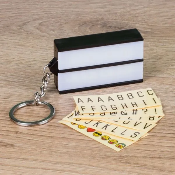 Брелоки Kikkerland в виде лайтбокса - фото 3