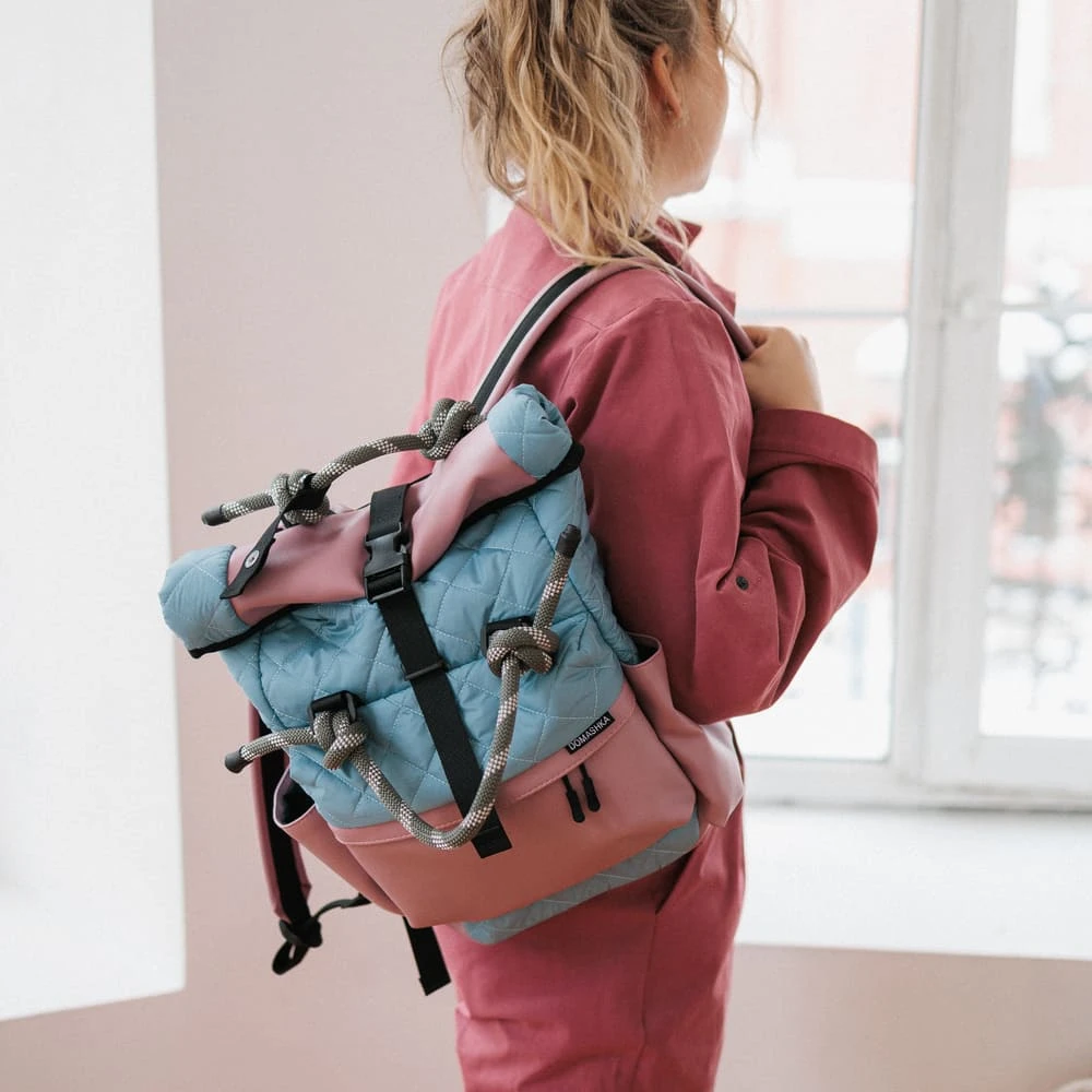 Рюкзак-роллтоп Domashka дутый розово-голубой - фото 4