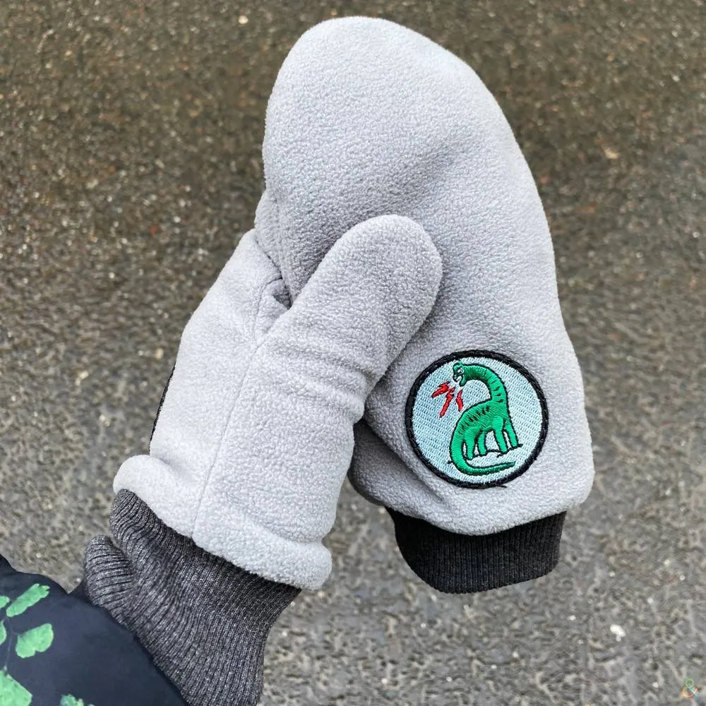Варежки флисовые с патчами Nikita Gruzovik (разные цвета) - фото 7
