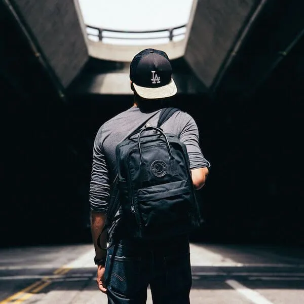 Рюкзак Fjallraven Kanken No2 ALL BLACK Laptop 15 - фото 12