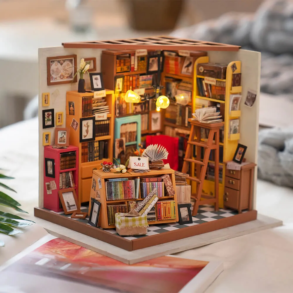 Интерьерный конструктор Robotime Sam's Study Library - фото 3