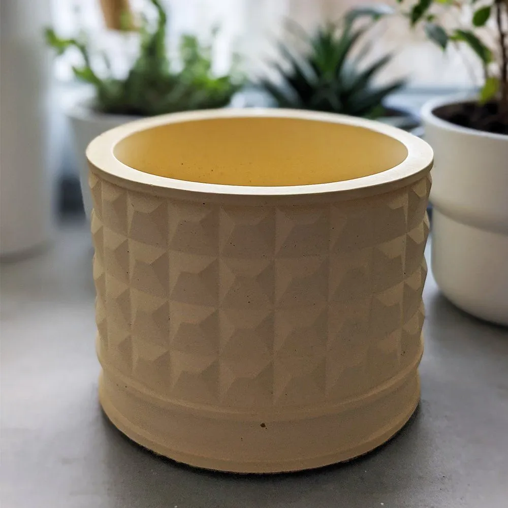 Бетонное кашпо в виде забора ПО-2 желтое - фото 3